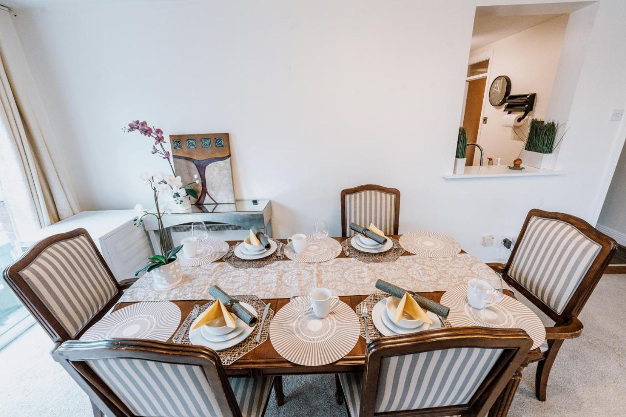 Smithfield Square Nest Entire Apt Дублин Экстерьер фото