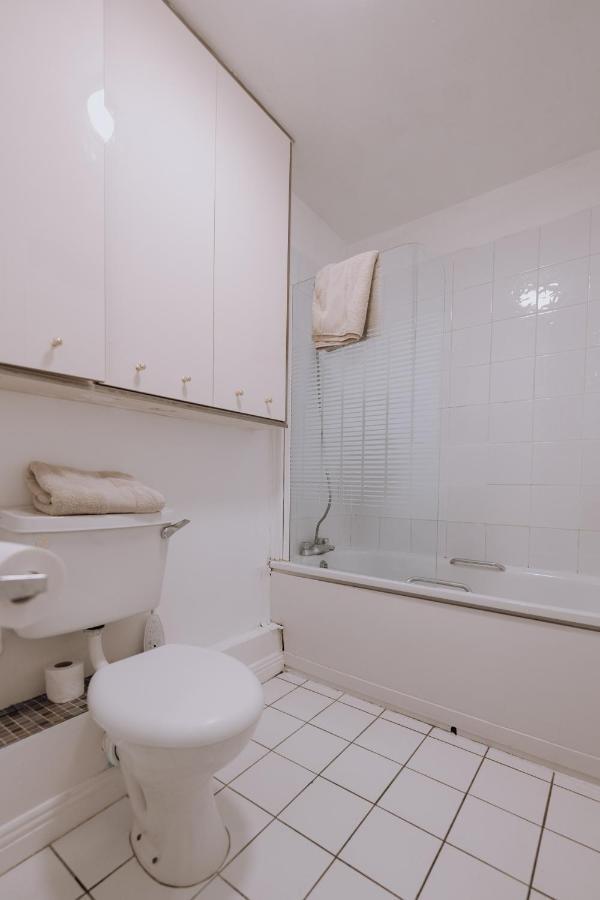 Smithfield Square Nest Entire Apt Дублин Экстерьер фото